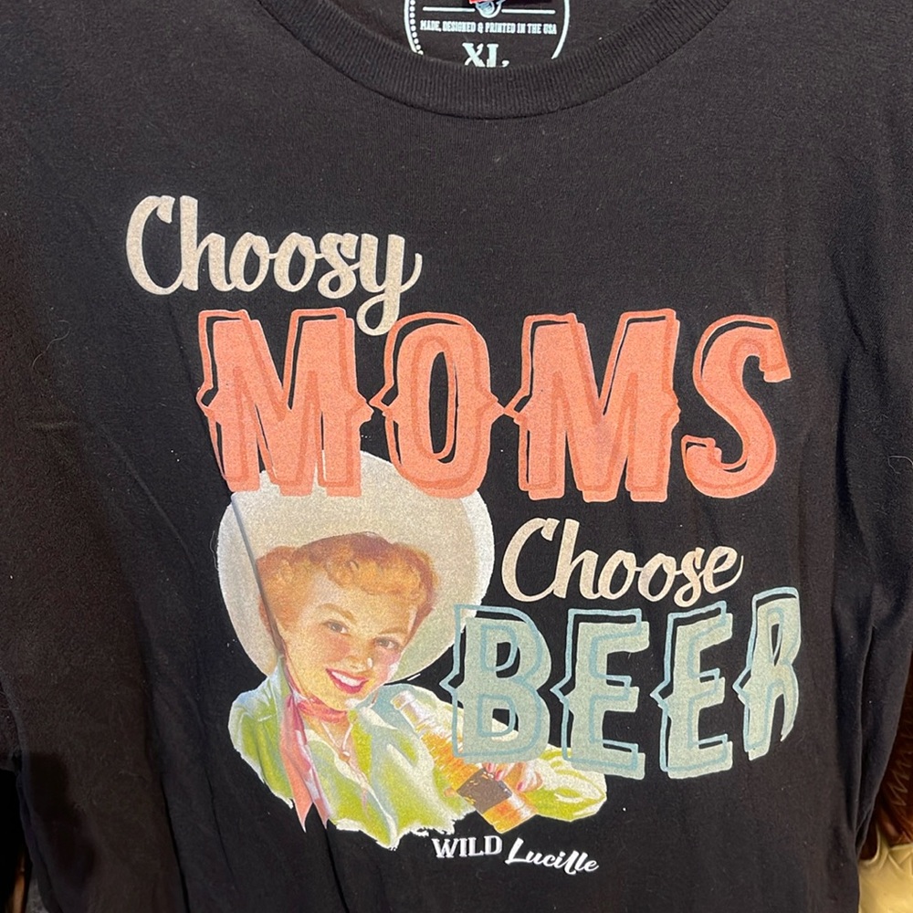 Graphic tee